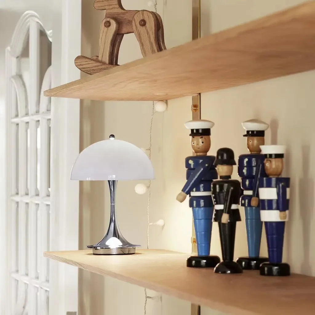 Bedside Lamp - Wireless LED - Rechargeable