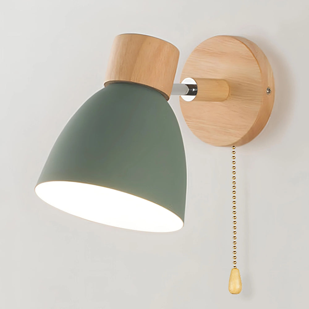 Scandinavian Wall Light - Pull Switch - Natural Wood