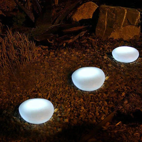 Solar Landscape Light - Solar Powered Outdoor Lights - Modern Outdoor Lighting 5