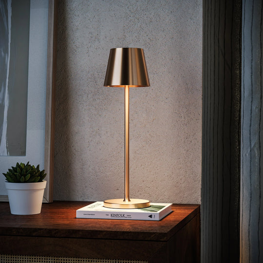 Table Lamp - Wireless Design - Dimmable LED