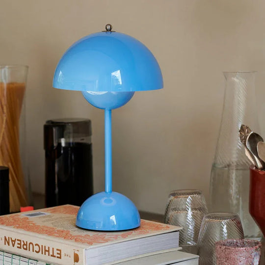 LED Table Lamp - Compact Design - USB Rechargeable - Luvonic