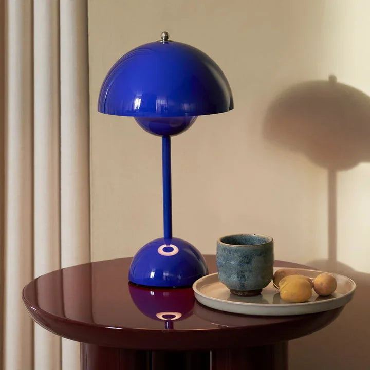 LED Table Lamp - Compact Design - USB Rechargeable - Luvonic