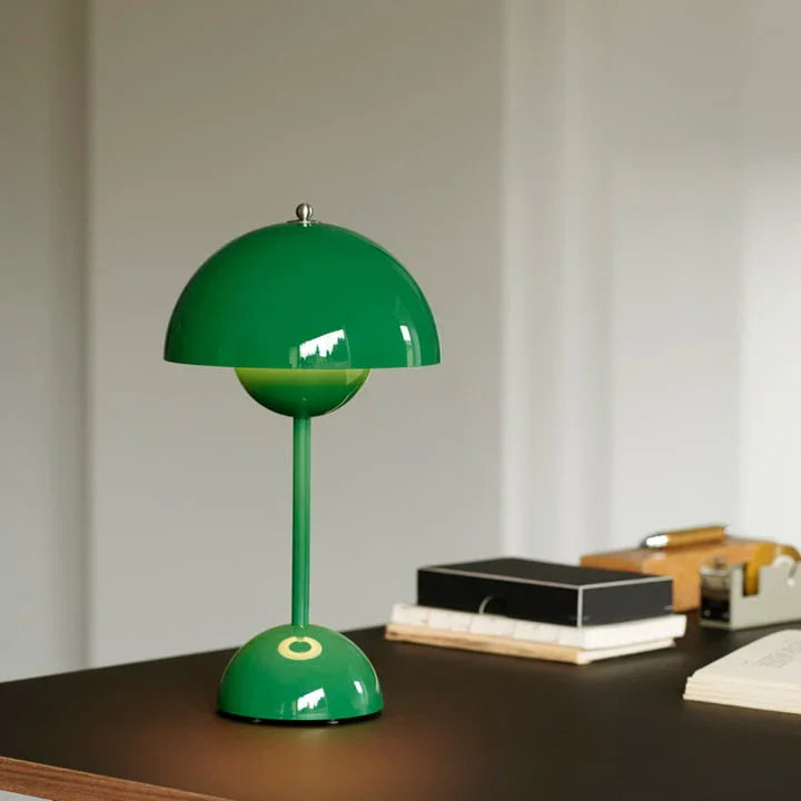 LED Table Lamp - Compact Design - USB Rechargeable - Luvonic
