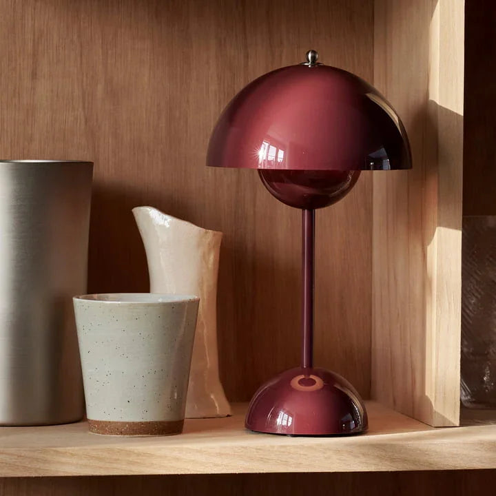 LED Table Lamp - Compact Design - USB Rechargeable - Luvonic