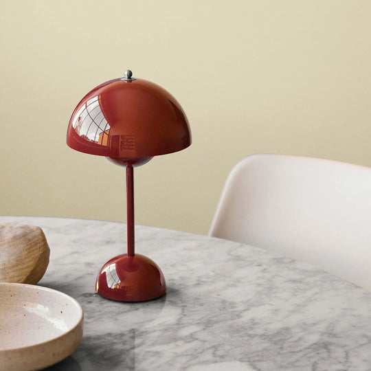 LED Table Lamp - Compact Design - USB Rechargeable - Luvonic
