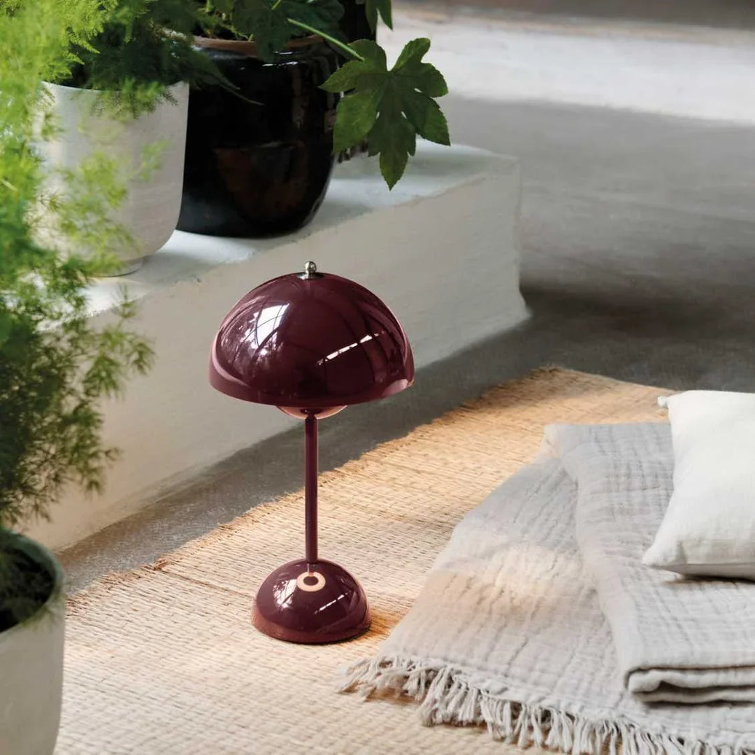 LED Table Lamp - Compact Design - USB Rechargeable - Luvonic