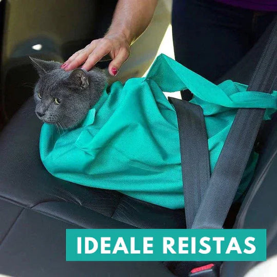 Cat Travel Bag - Mesh Ventilation - Secure Carry