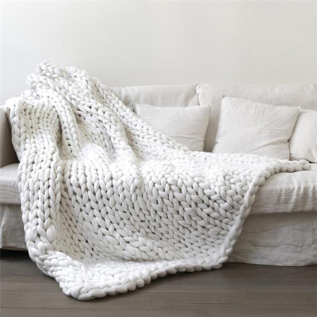 Chunky Knit Blanket - Soft Material - Decorative Design