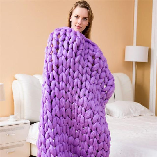 Chunky Knit Blanket - Soft Material - Decorative Design