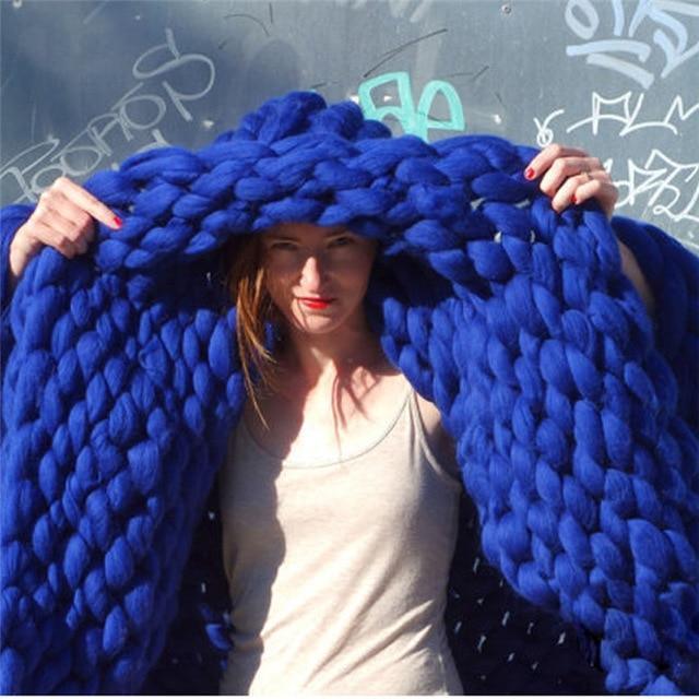 Chunky Knit Blanket - Soft Material - Decorative Design