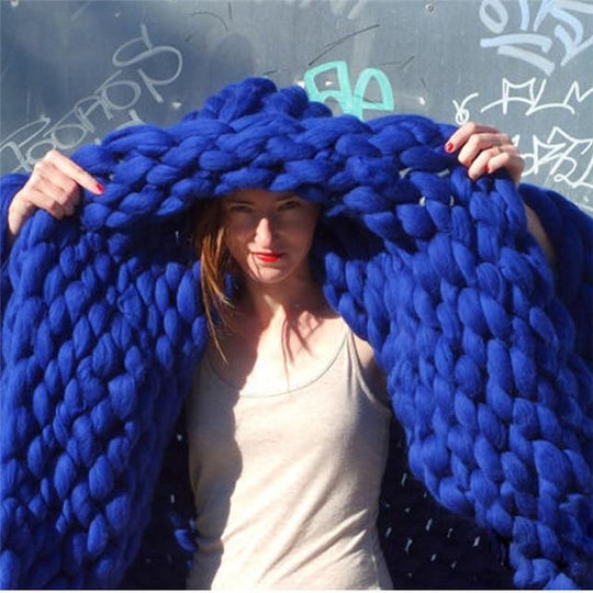 Chunky Knit Blanket - Soft Material - Decorative Design