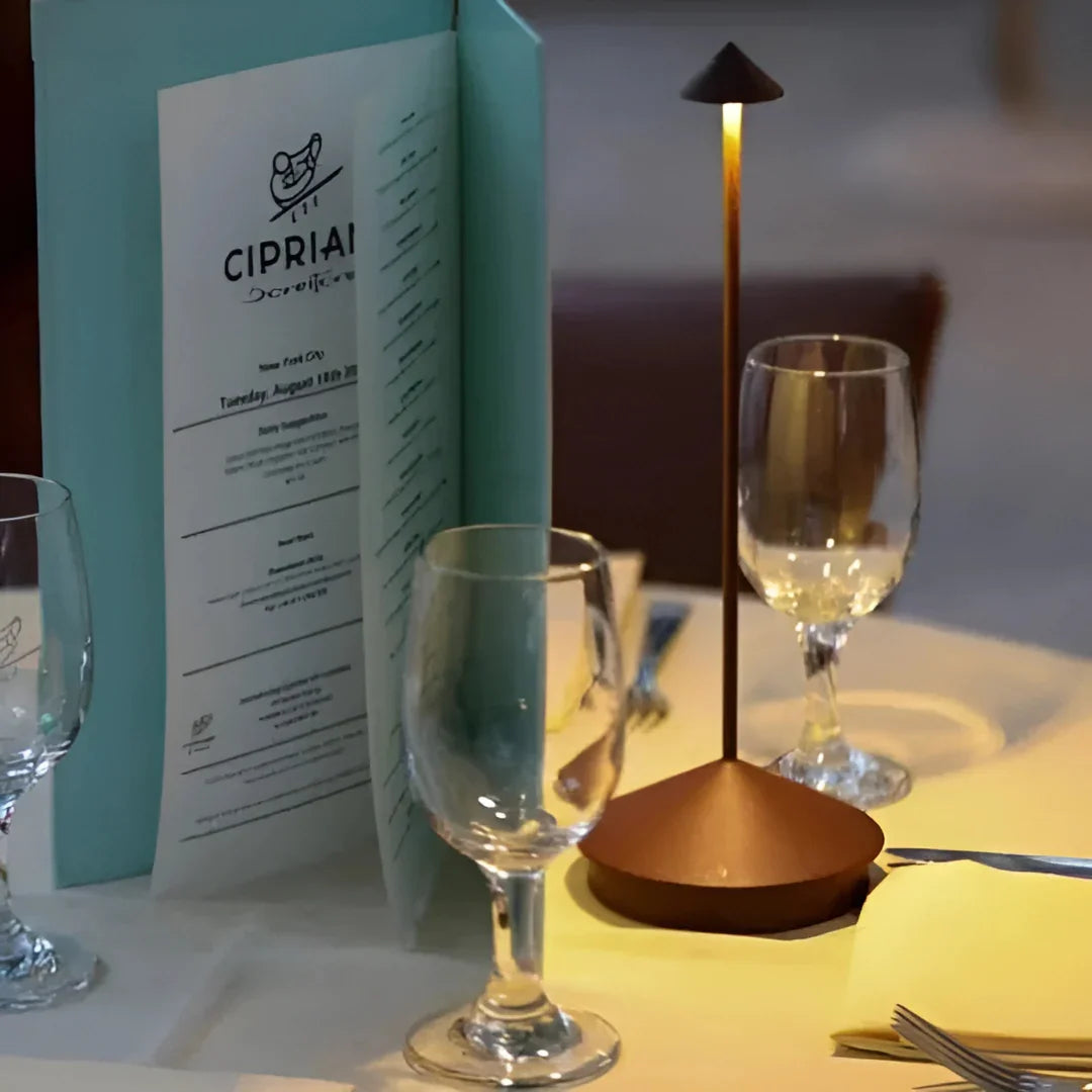 Dimmable LED Table Lamp - Cordless Design - Waterproof - Luvonic
