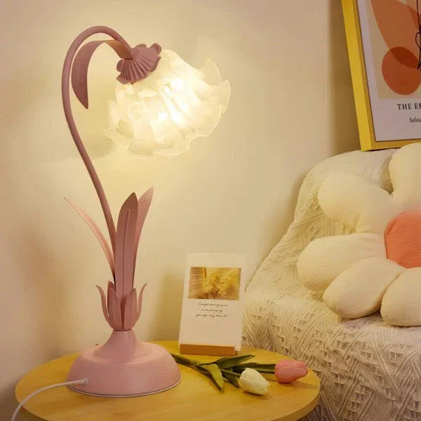 Lamp - Vintage Floral Design - Adjustable Arm