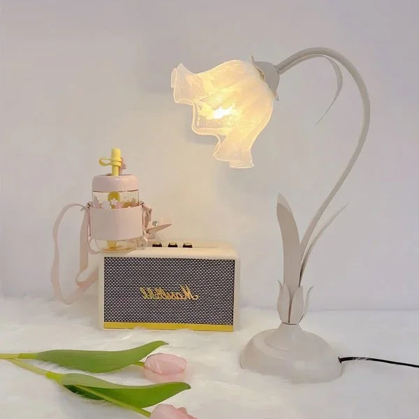 Lamp - Vintage Floral Design - Adjustable Arm