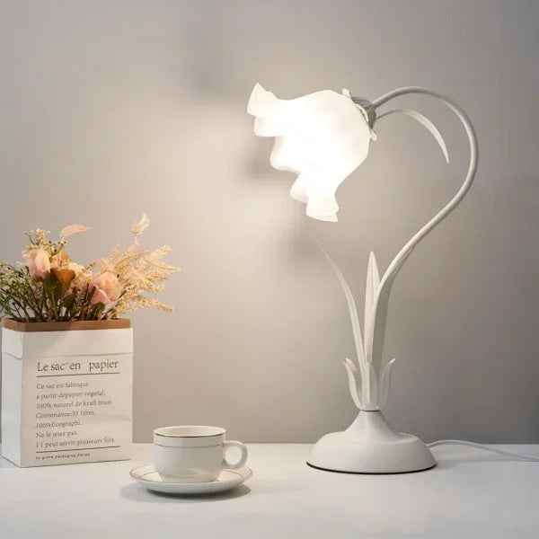 Lamp - Vintage Floral Design - Adjustable Arm