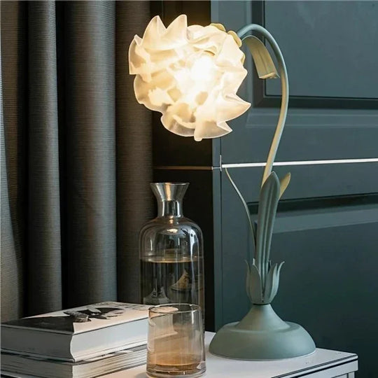 Lamp - Vintage Floral Design - Adjustable Arm