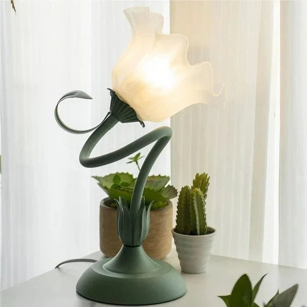 Lamp - Vintage Floral Design - Adjustable Arm