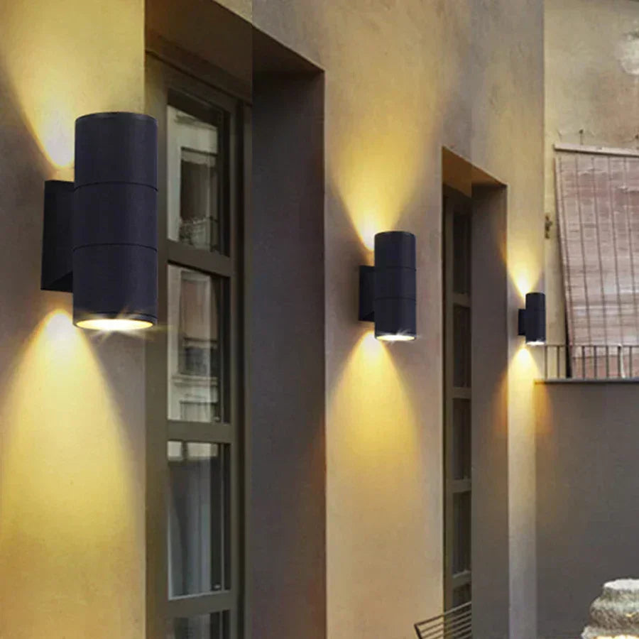 Outdoor Wall Light - LED Lighting - Aluminium Design