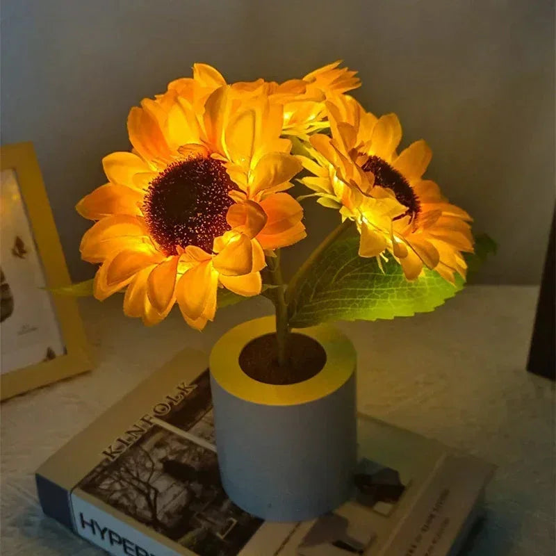Rechargeable Night Light - LED Floral Design - Portable Lamp - Luvonic