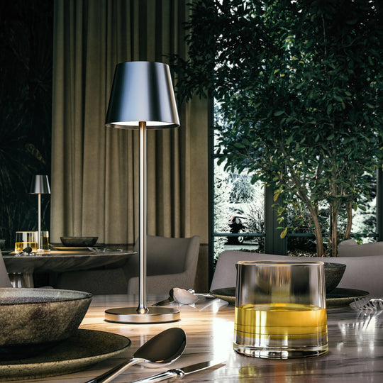 Table Lamp - Wireless Design - Dimmable LED